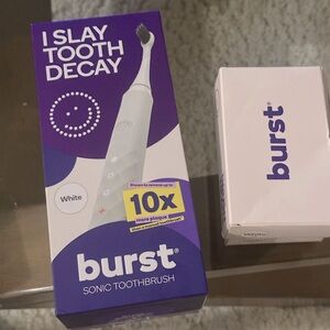Brand New | Burst sonic toothbrush with two sets of brush heads (white)
